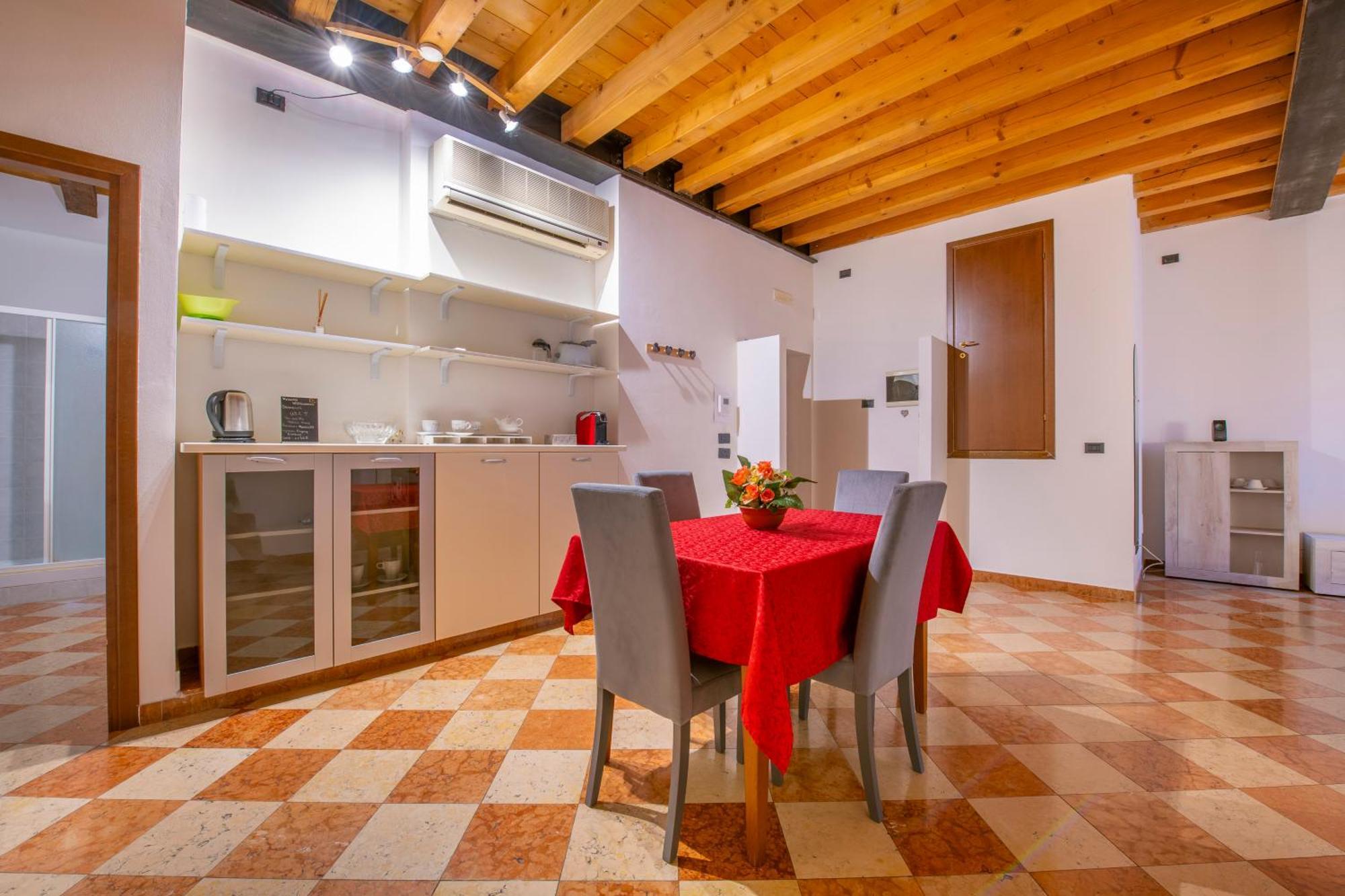 Palace Home Mazzini Verona Center 1 Ngoại thất bức ảnh