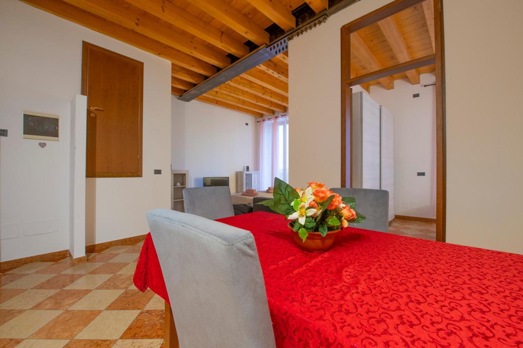 Palace Home Mazzini Verona Center 1 Ngoại thất bức ảnh